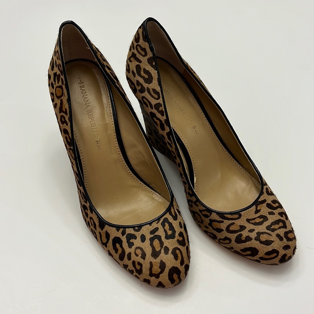 Banana Republic wedge heels